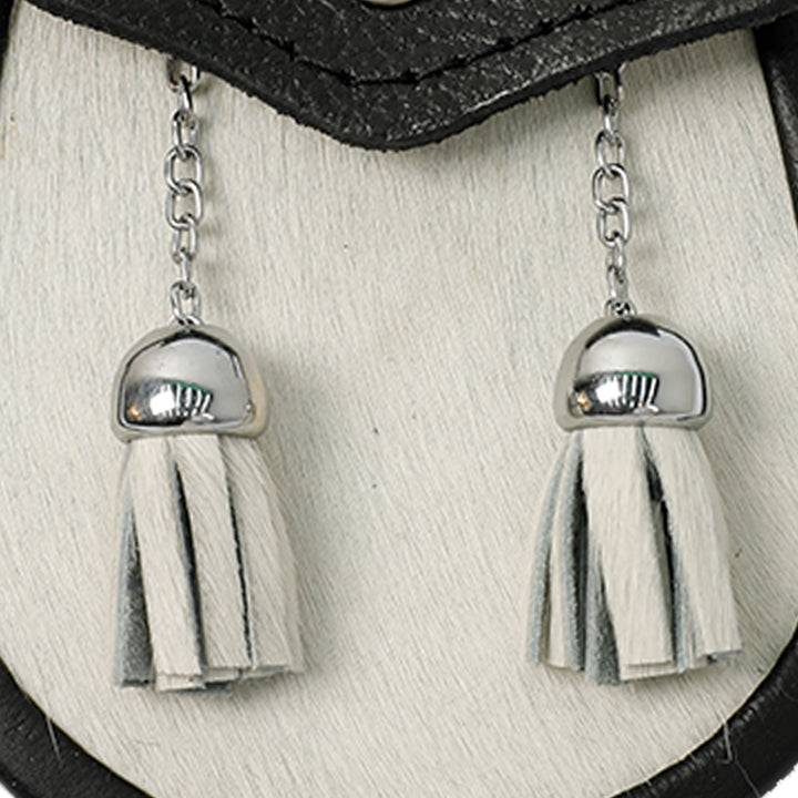 Boys' White Cowhide Sporran - Front View