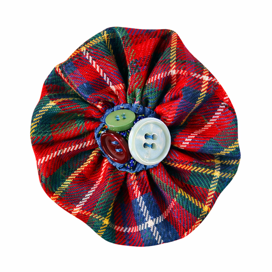 3 Buttons Tartan Brooch