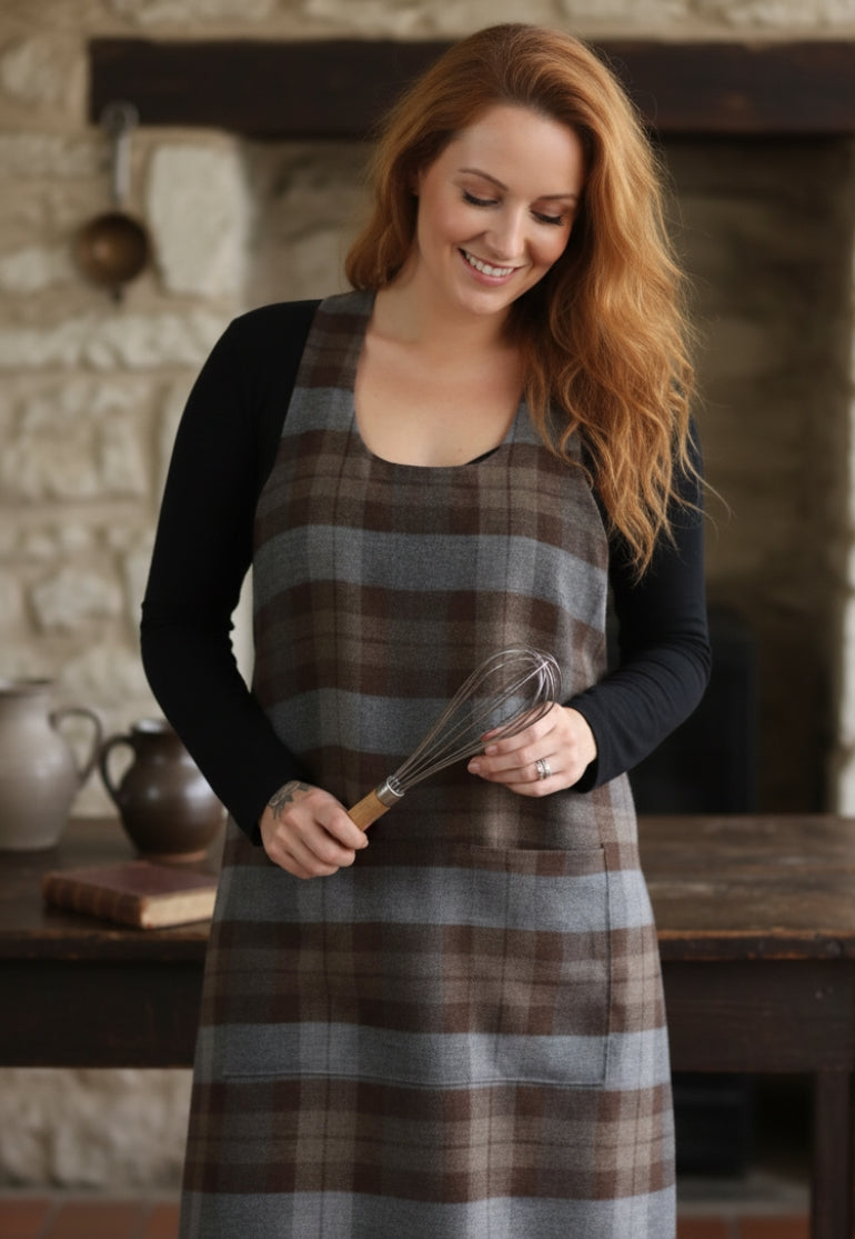 Tartan Cross Back Apron – Scottish Kilt