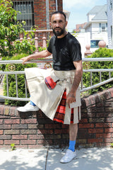 Man slaying in Midnight Hybrid Kilt