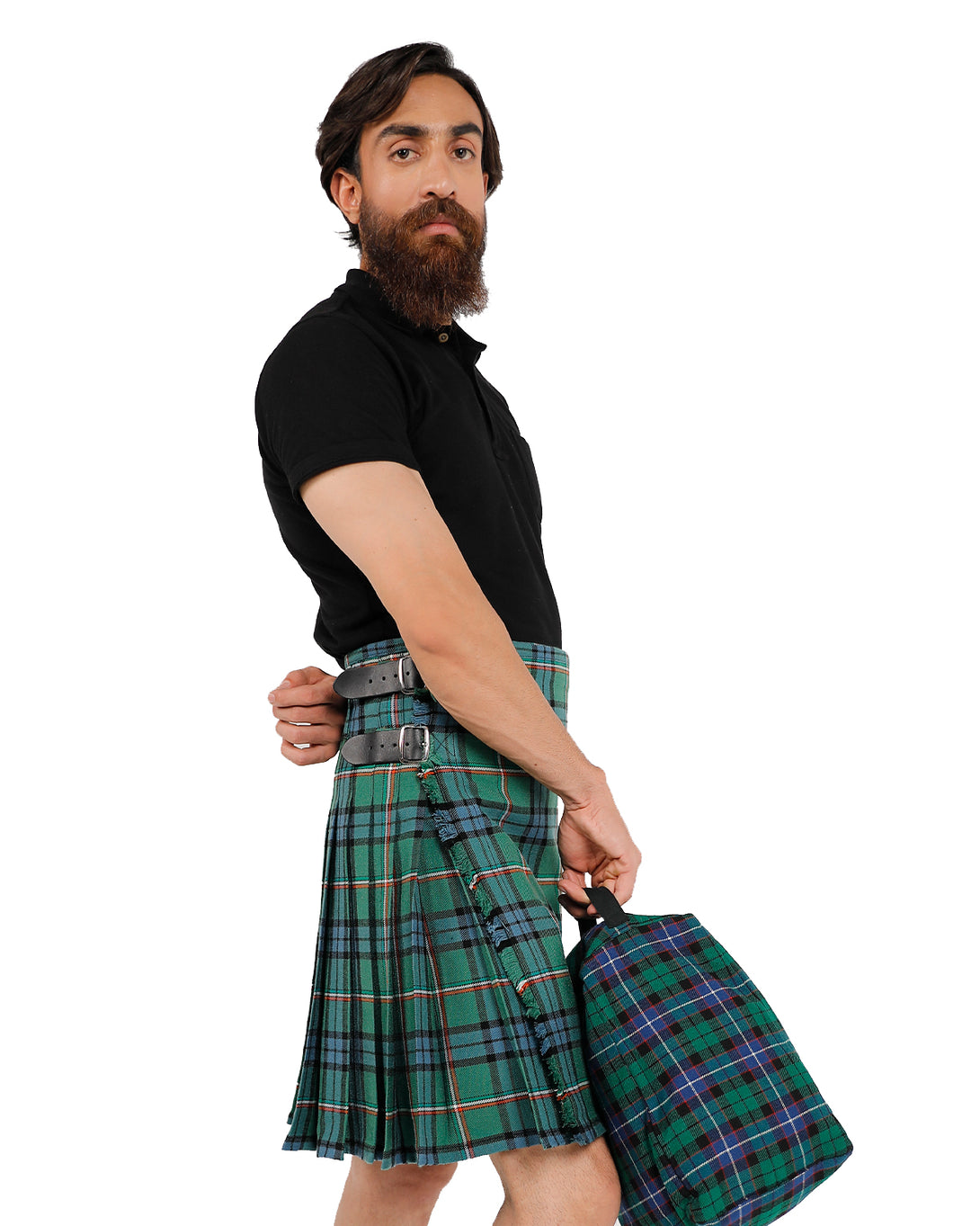 Side view of Irish Diaspora Bespoke kilt